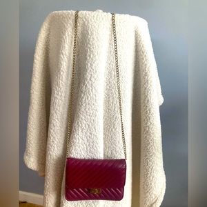 Leather Saks Fifth Avenue purse. Super-chic!!💕